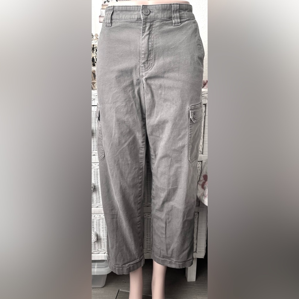 ScotteVest Cargo Pants Straight Leg Cotton Denim Mid Rise Grey color Size 30x30